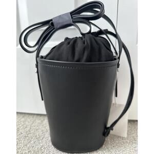 COS Mini Bucket Bag - Leather Crossbody/Shoulder Bag NWT Black